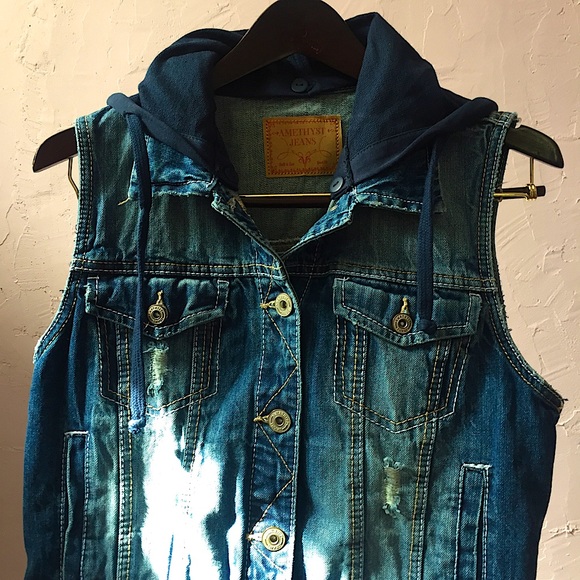 Hooded Denim Vest - Picture 2 of 7